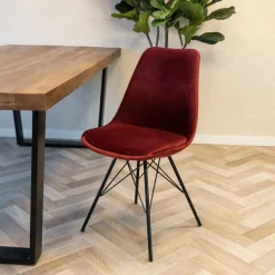 HUUS Eetkamerstoelen*Kuipstoel Velvet Kick – Zwart Frame €79,- p.s